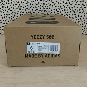 Authentic Yeezy 500 Black Size 6